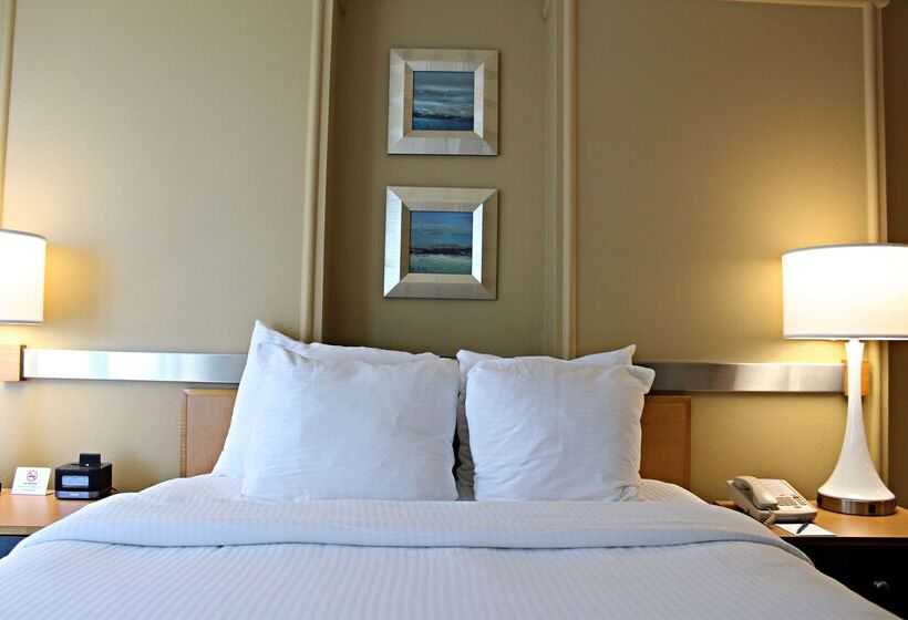 استراحتگاه Hilton Vacation Club Daytona Beach Regency