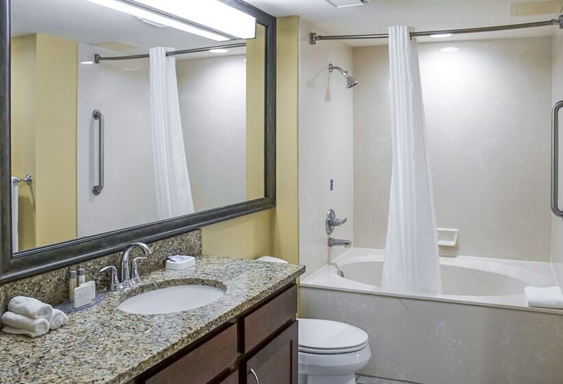 استراحتگاه Hilton Vacation Club Daytona Beach Regency