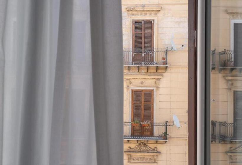 تختخواب و صبحانه Archè Design Rooms And Suites