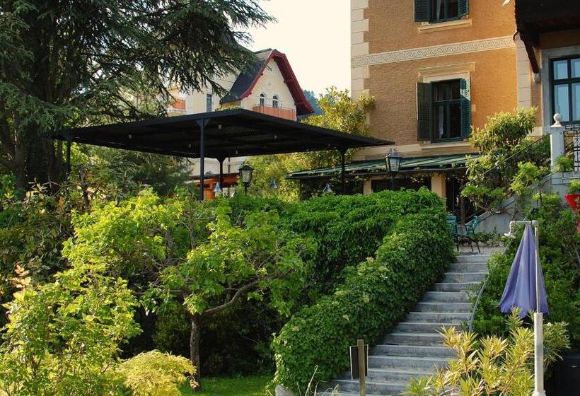 مبيت وإفطار Haus Marianne