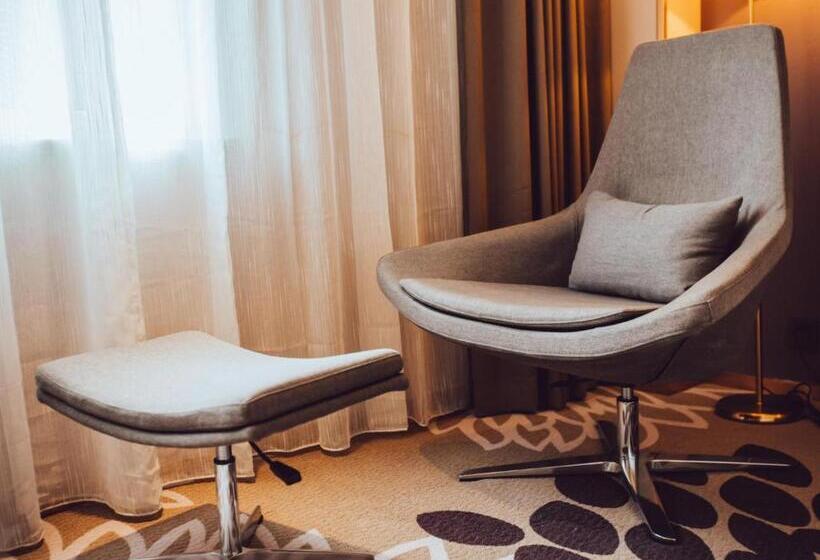 Lavande Hotel Suzhou High Speed Rail North Station