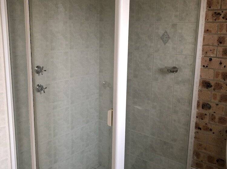 مُتل Cardiff Motor Inn