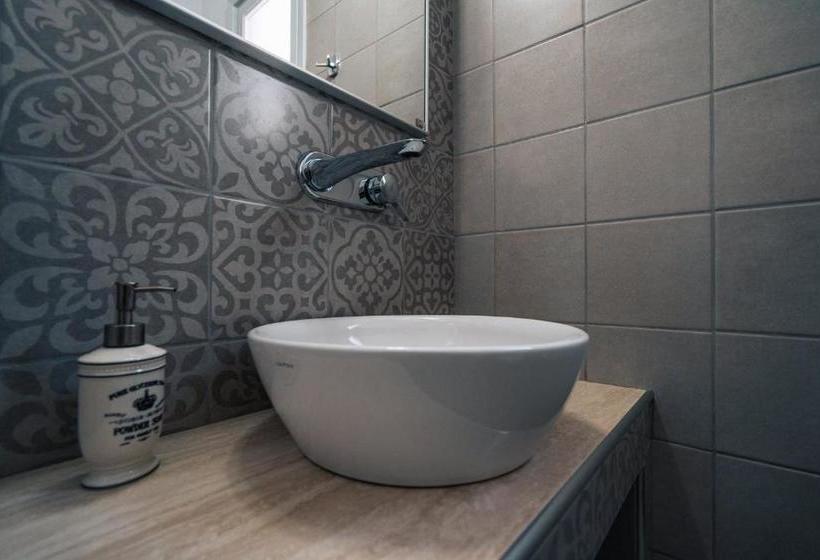 بنسيون Meropi Rooms