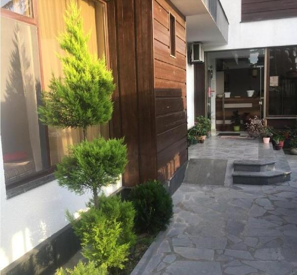 Aparthotel Family