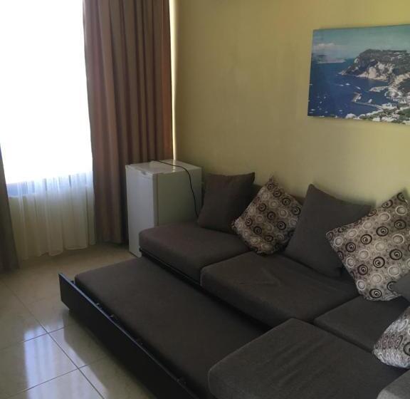 Aparthotel Family