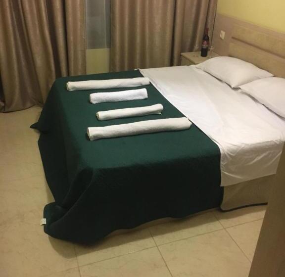 Aparthotel Family