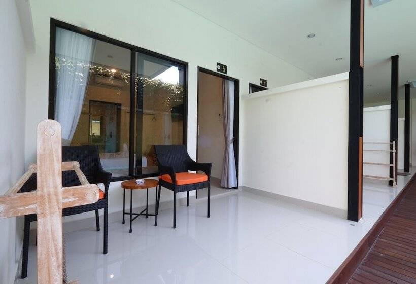 هتل And Villa B52 Gili Air