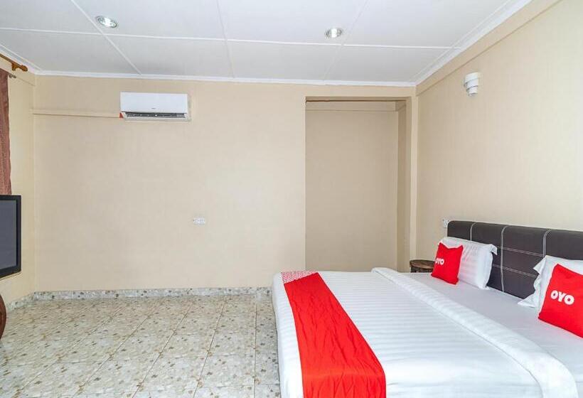 هتل Oyo 89932 Dd Homestay