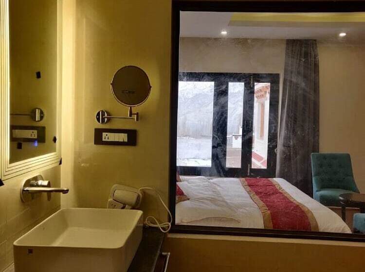 Отель Paradise Ladakh