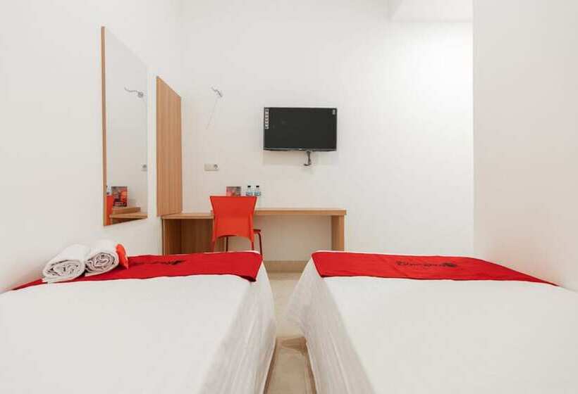 هتل Reddoorz @ Graha Cemerlang Maros