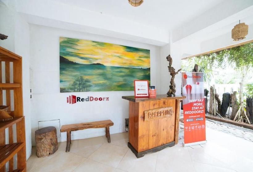 호텔 Reddoorz @ Sabang Beach Baler