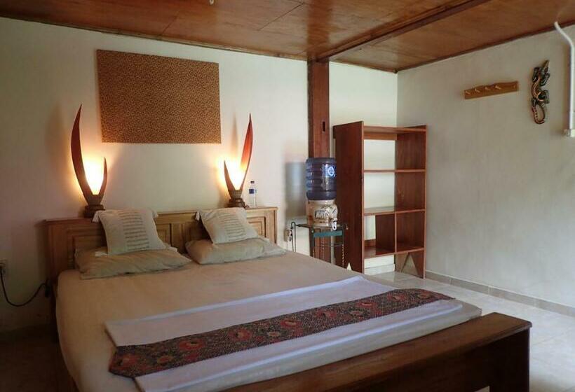 فندق Two Fish Resort Lembeh