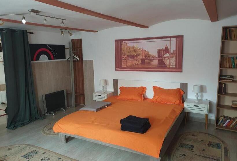 پانسیون Atia Residence