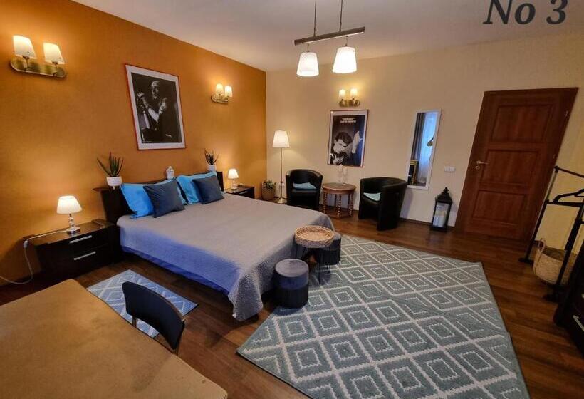 پانسیون Atia Residence
