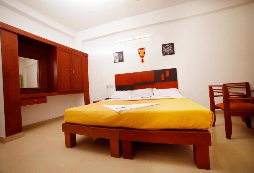 펜션 Kairali Tourist Home