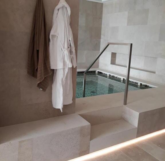 استراحتگاه Relais Althea Azienda Agrituristica