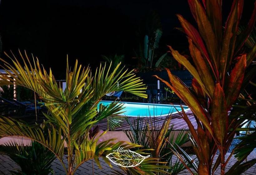 Alloro Jungle Villas