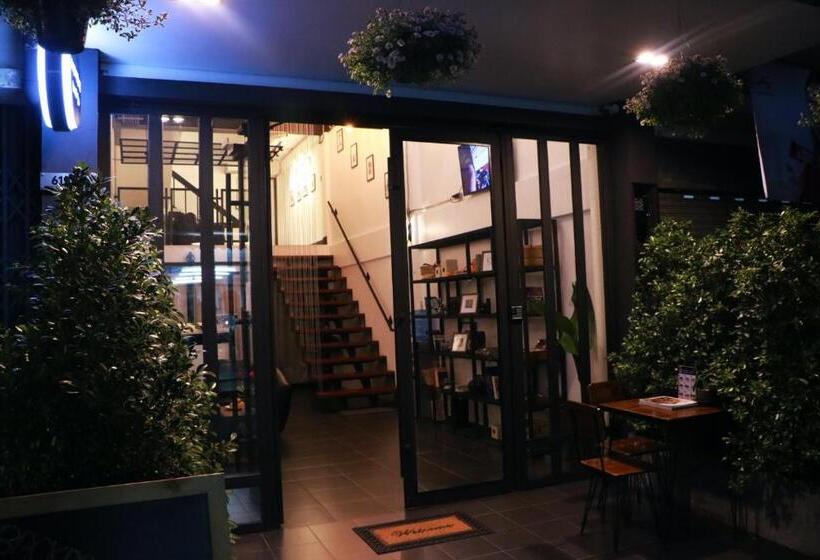 Backpack Hostel