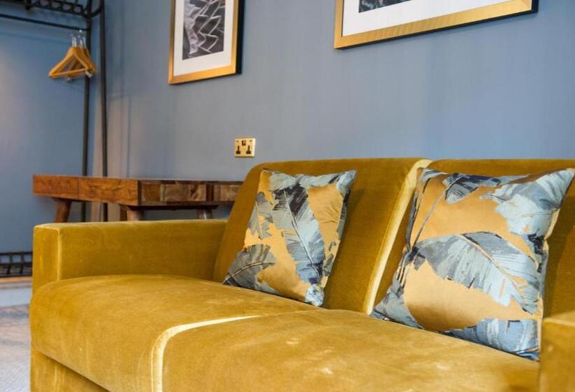 هتل The Bulls Head By Innkeeper S Collection