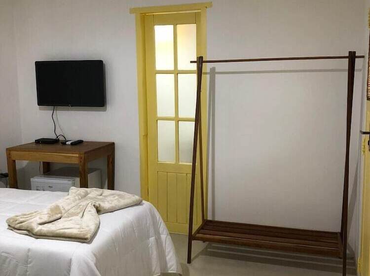 پانسیون Casa Maria Pousada