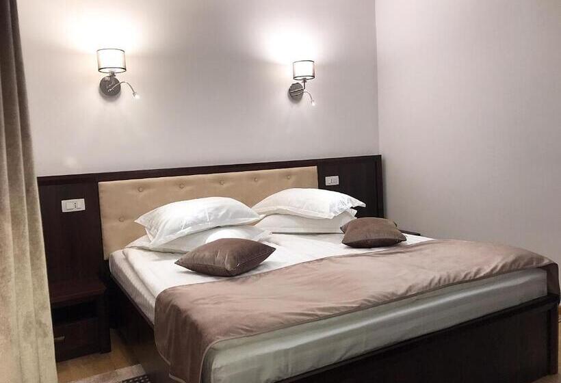 پانسیون Casa Pino