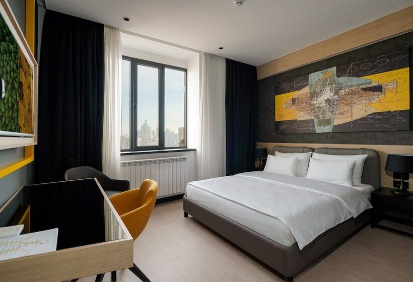 پانسیون Maccani Black Luxury Suites