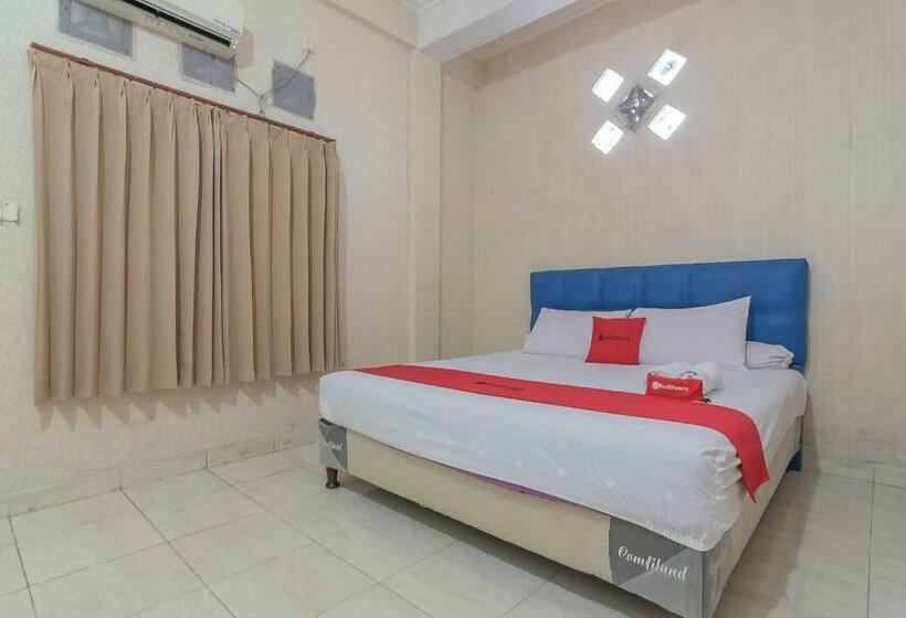 پانسیون Reddoorz Syariah Near Terminal Batu Ampar 2