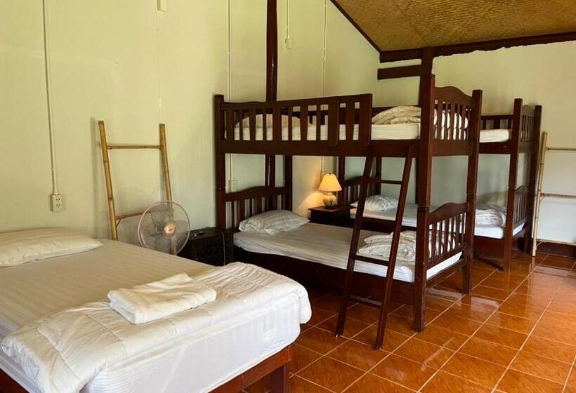 هاستل Brown House Chiangdao