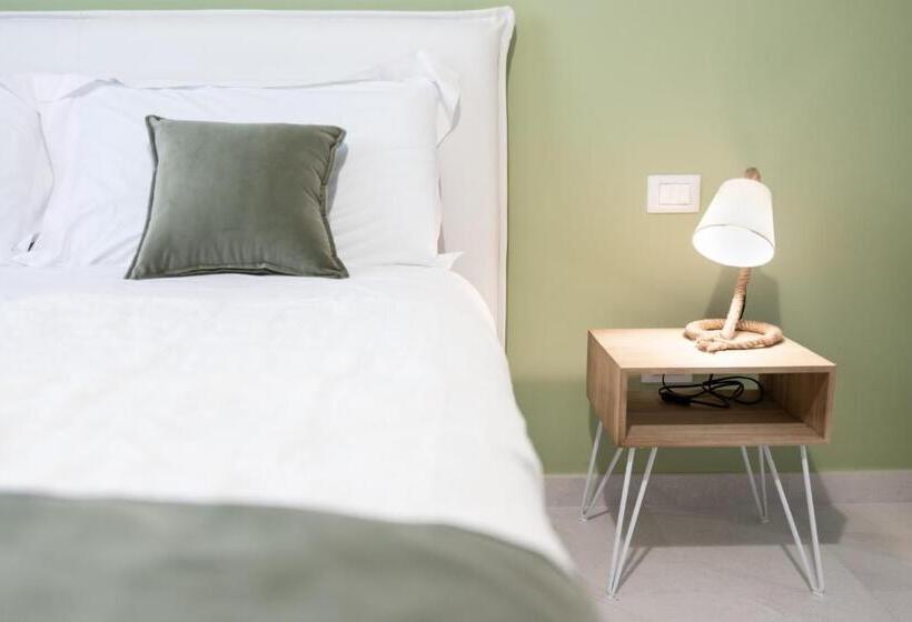 تختخواب و صبحانه Li Cetti