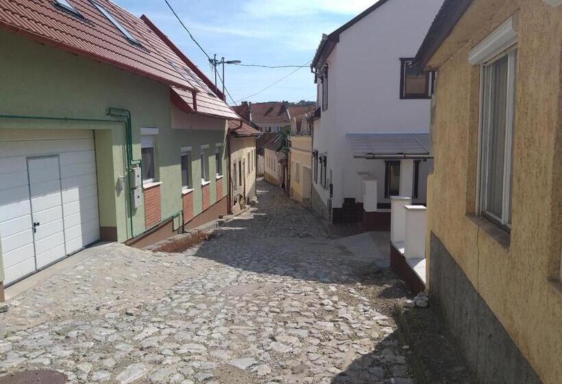 Hacienda Apartmanok