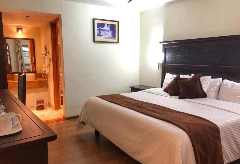Hotel Plaza Magnolias Suites