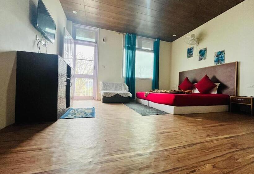 فندق Snowdrop Eco Resort