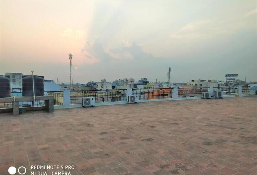 هتل Temple View Annex