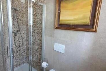 هتل Villa Claudia