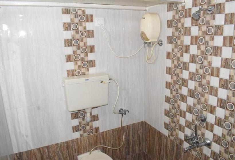 פנסיון Mango Guest House