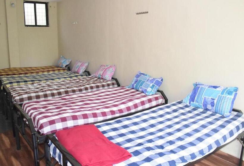 پانسیون Mango Guest House