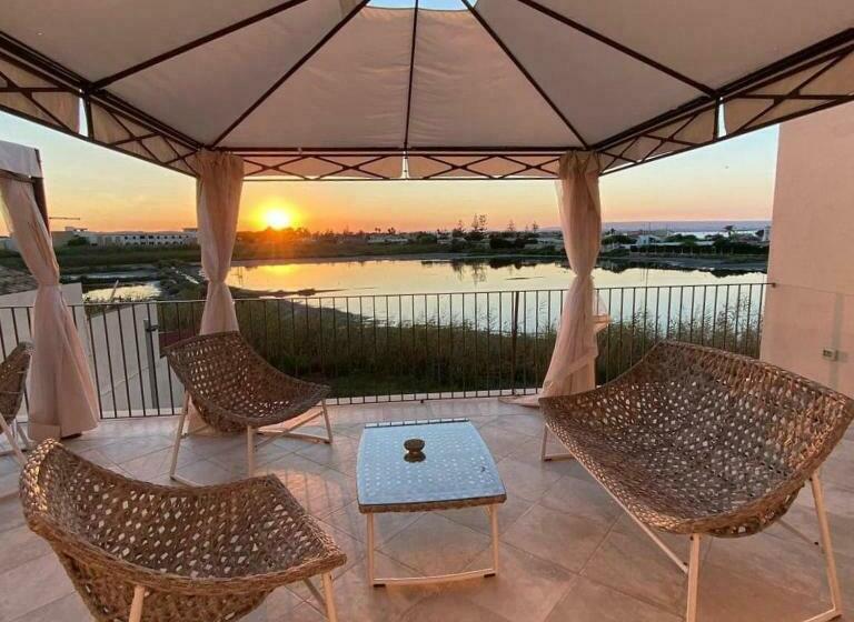 پانسیون Toremare Suite Marzamemi