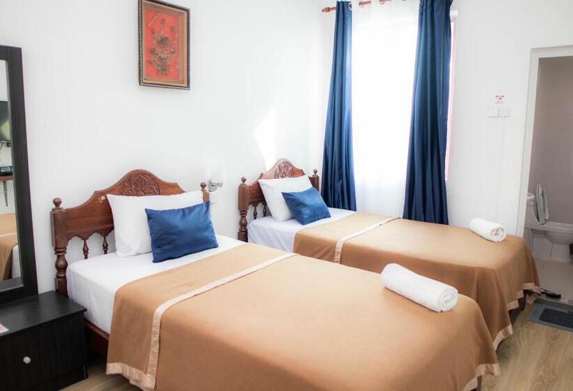 فندق صغير Sura Inn