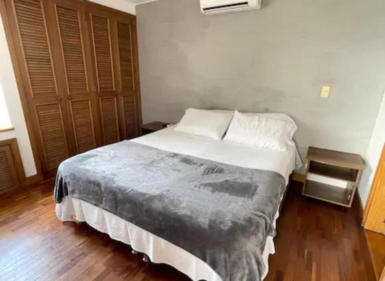Aptos Alcazar Oviedo By Housy Host