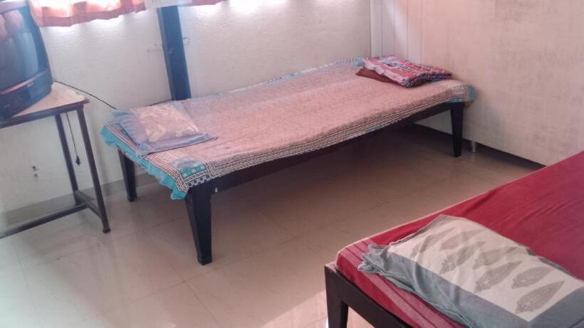 مبيت وإفطار Ahmednagar International Center