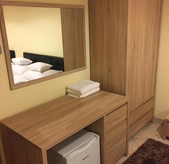 تختخواب و صبحانه Mokka Panzió