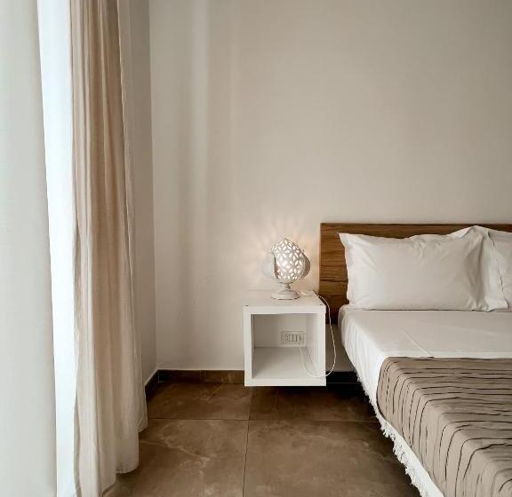 تختخواب و صبحانه San Michele Luxury Rooms