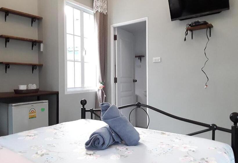 בית מלון כפרי Sky Cottage Bungalow