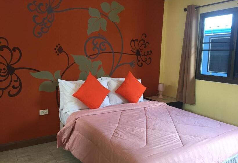 פנסיון Chill Land House