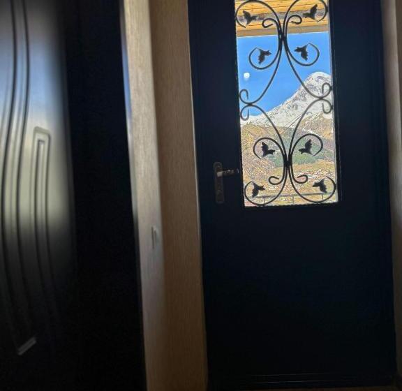 پانسیون Guesthouse Elia
