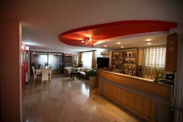 پانسیون Guesthouse Mts