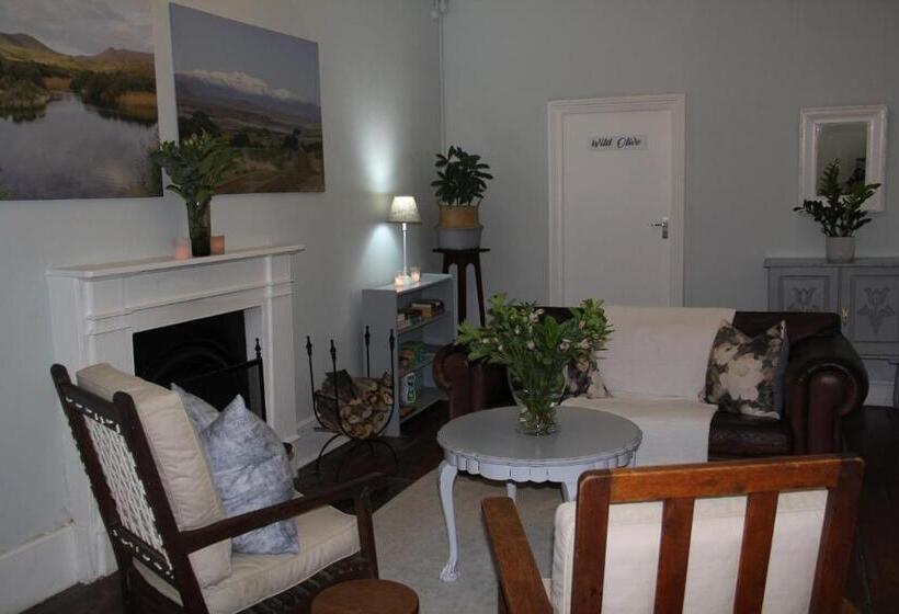 펜션 @karoo Guesthouse