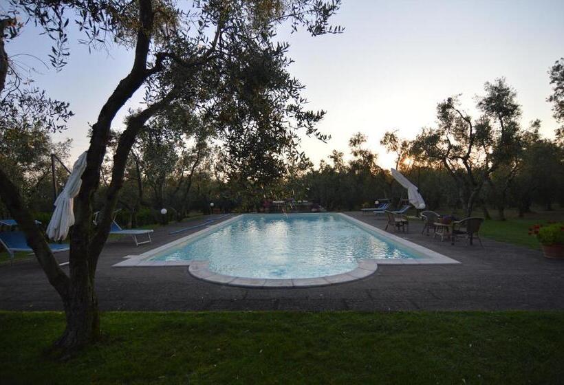 ホテル Agriturismo I Due Casali