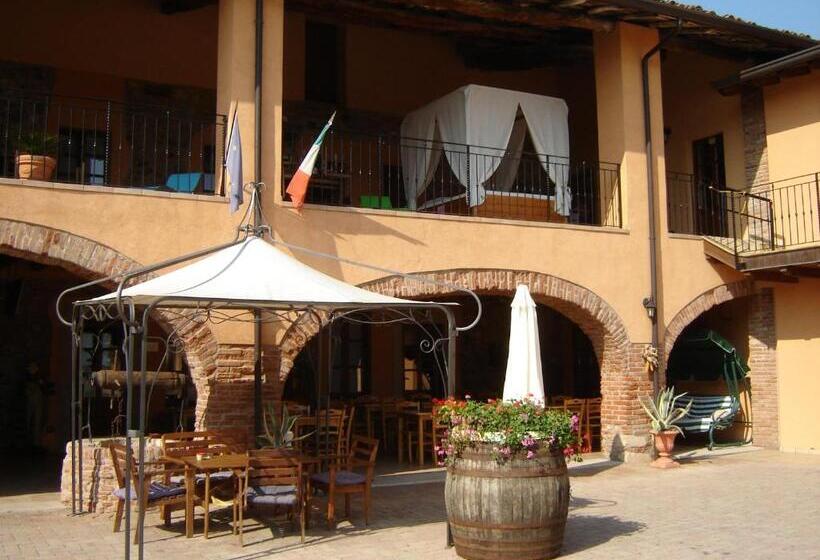 فندق Agriturismo Sangallo
