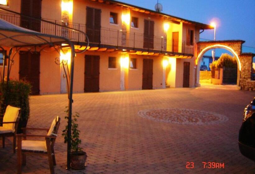 فندق Agriturismo Sangallo